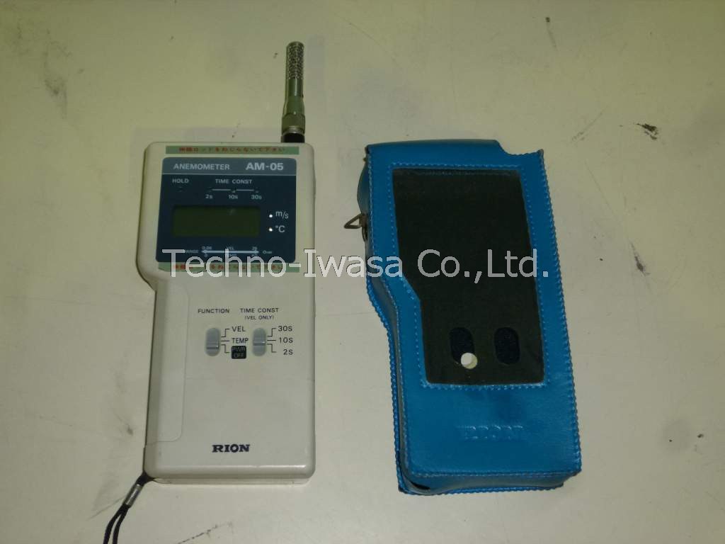 �������v